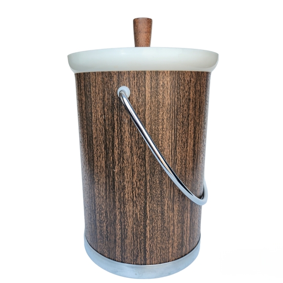 Vintage Kromex Wine Bottle Ice Bucket: Retro Chic Entertaining - Picture 4 of 7